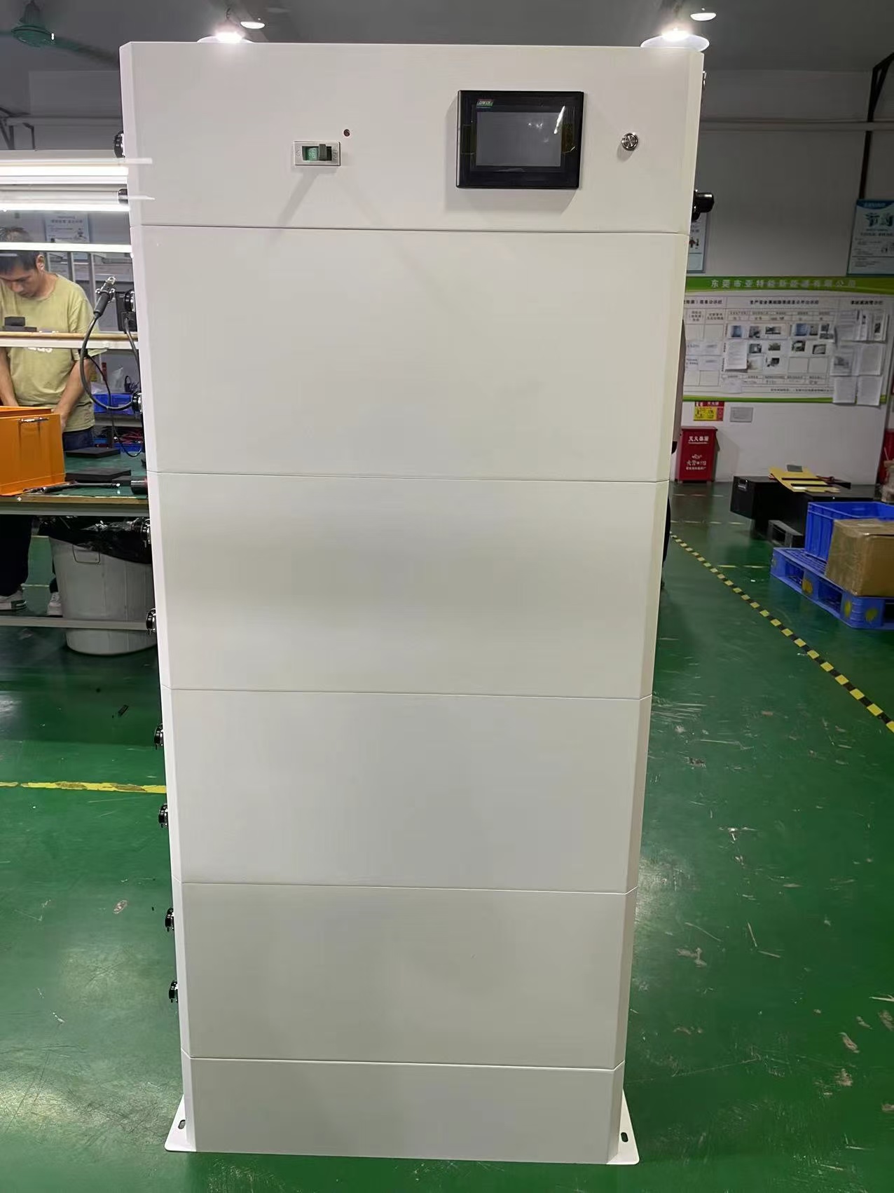 家庭储能锂电池,壁挂式储能电池,机柜式储能电池,堆叠式储能电池,51.2V家储,磷酸铁锂电池,储能电池